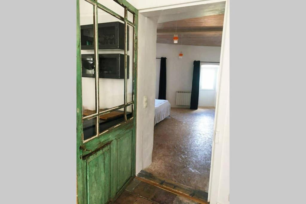 Logement De Charme A Joyeuse Apartment Exterior photo