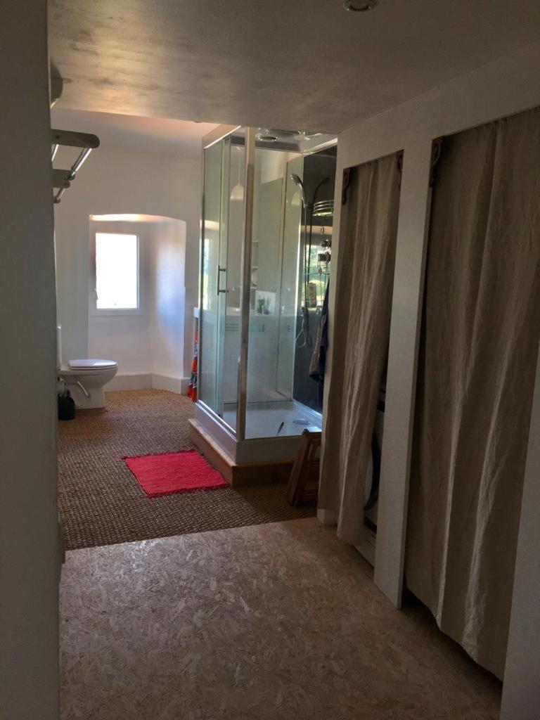 Logement De Charme A Joyeuse Apartment Exterior photo